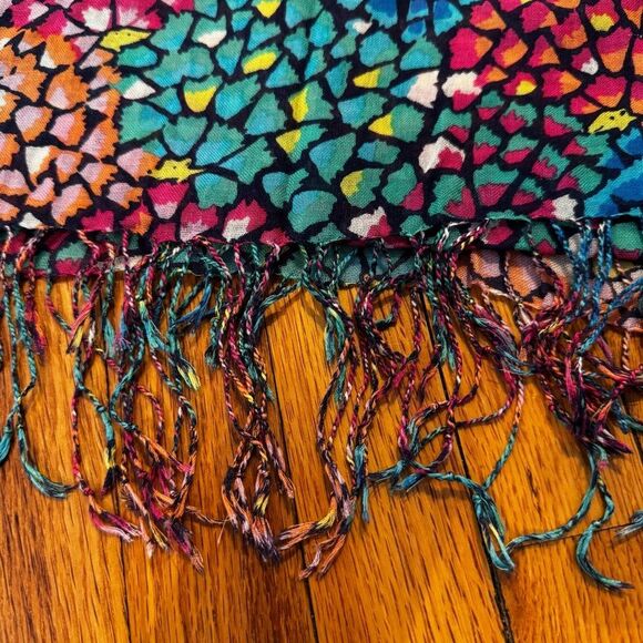 Lilly Pulitzer Hedgehog Murfee Scarf - Picture 2 of 2